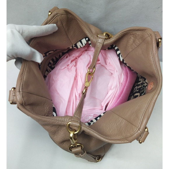 Marc by Marc Jacobs Classic Q Taupe Brown Pebbled Leather Shoulder Bag - Picture 14 of 16